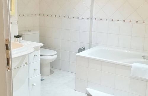 Cova da Piedade Apartamento | Comfy apartament near Lisbon | JMJ 2023