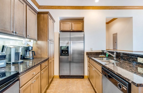 Sugar Mountain Condominio | Comfy Condo At Top Of Sugar Mtn - Ski In Ski Out - AC, WiFi