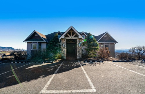 Sugar Mountain Condominio | Comfy Condo At Top Of Sugar Mtn - Ski In Ski Out - AC, WiFi