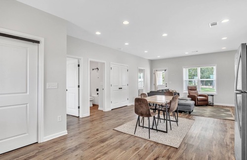 Columbus Casa | Comfy & Convenient 2BR Guest House in Columbus