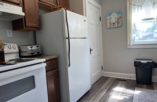 Owensboro Cabaña | Comfy Cottage