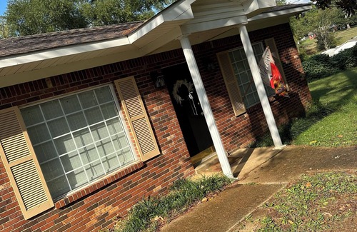 Pontotoc Apartamento | Comfy cottage with no pet or cleaning fees