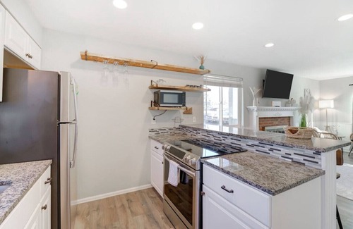 Arvada Villa | Comfy-Family size Townhouse in Arvada 3Bed-2Bath-5P