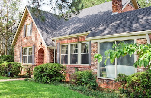 Montgomery Casa | Comfy Retreat | Close to Riverwalk Stadium