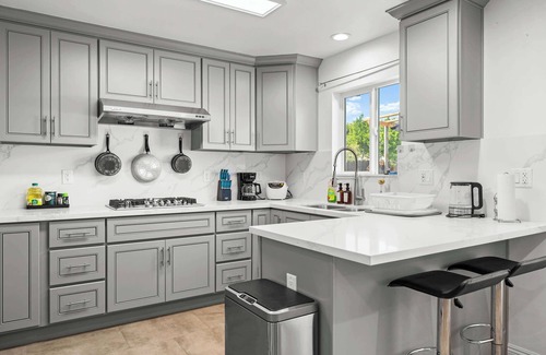 Rosemead Casa | Comfy Retreat with Yard & Cozy Interiors