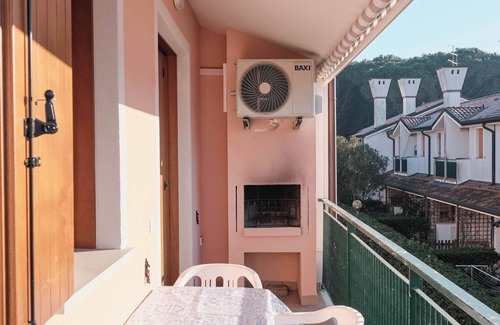 Rosapineta Apartamento | Cómodo apartamento junto al mar a orillas de Rosolina