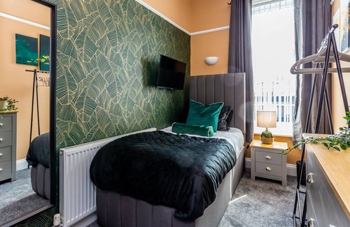 South Shields Casa | Comfy-stays - Lower Ocean Road