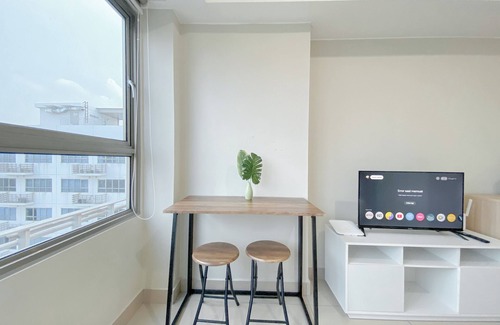 Bekasi Apartamento | Comfy Studio at Springlake Summarecon Bekasi Apartment