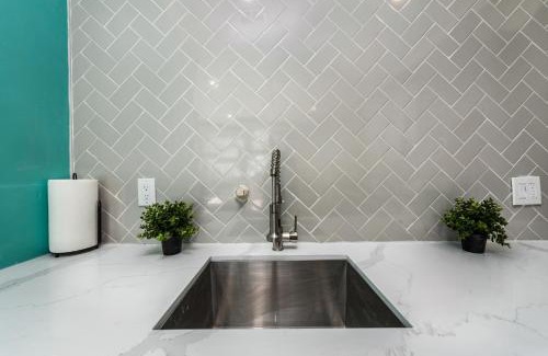 Houston Heights Apartamento | Comfy Studio with King Bed & Full Kitchen - Near Attractions