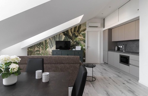 Guastalla Apartamento | Commenda 35 C