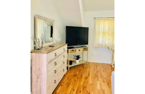 East Norwalk Apartamento | Commuter’s Delight! Beach Studio/Private Entrances