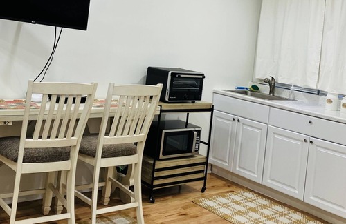 East Norwalk Apartamento | Commuter’s Delight! Beach Studio/Private Entrances