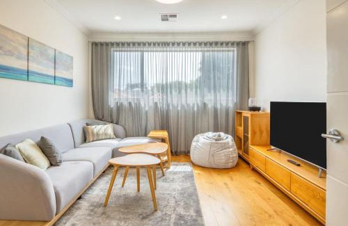 Como Casa | Como Sora - A Breezy Tranquil Oasis on the Coast