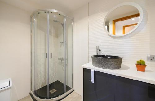 Riaza Apartamento | Comodo Apartamento Esquia y Relájate en La Pinilla