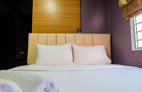 Jatinegara Apartamento | Compact and Comfy 2BR Bassura City Apartment By Travelio
