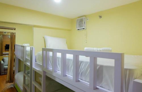 Jatinegara Apartamento | Compact and Comfy 2BR Bassura City Apartment By Travelio