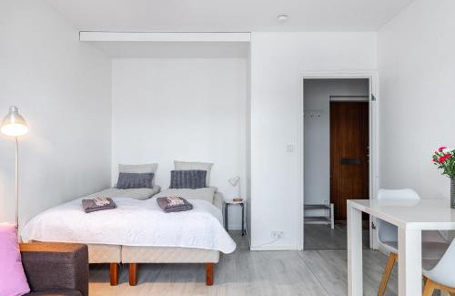 Lahti Apartamento | Compact Studio with Balcony next to Railway Station