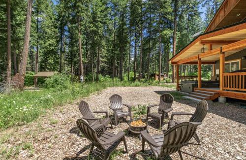 Leavenworth Casa | Compass Cabin by NW Comfy Cabins