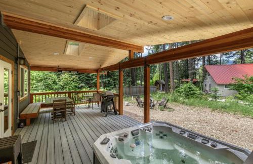 Leavenworth Casa | Compass Cabin by NW Comfy Cabins