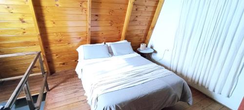 San Andrés de la Sierra Chalet De Esquí | Complejo Cabañas Las Violetas en Villa Serrana La Gruta