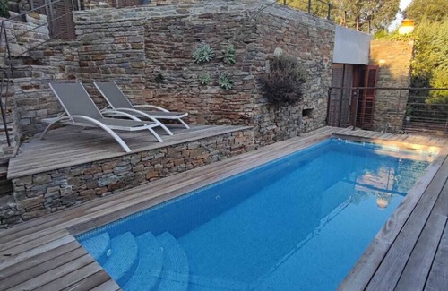 Cap Benat Casa | Villa completamente renovada con piscina, espléndida vista de las Islas Doradas.