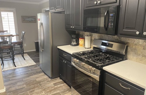 Lubbock Casa | Completely remodeled 3-bedroom 2 bath in south Lubbock. 7 min to Tech.