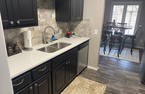 Lubbock Casa | Completely remodeled 3-bedroom 2 bath in south Lubbock. 7 min to Tech.