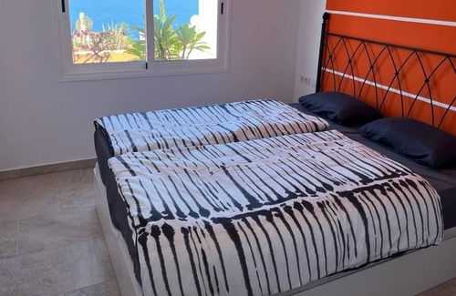 La Quinta Casa | completely renovated bungalow with fantastic views