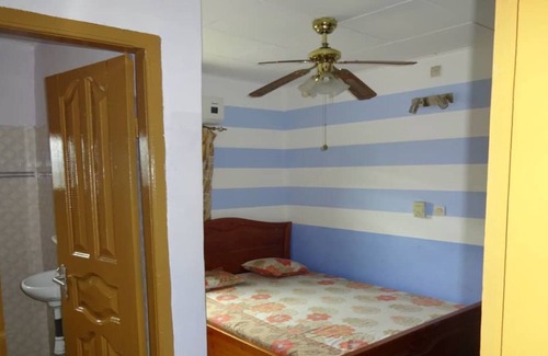 Abobo Hotel | Complexe Hôtelier Rond-Point