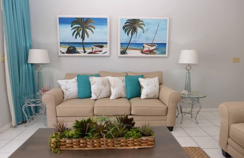 Blossom Village Condominio | Conch Club 4 on Little Cayman Island