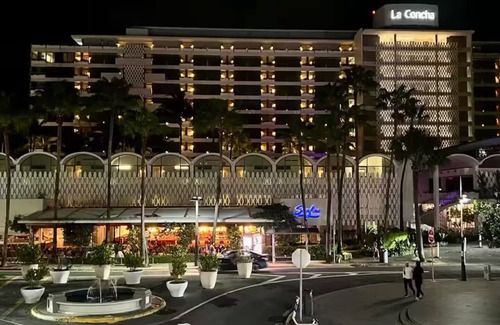 Condado Apartamento | Condado Apartment in front of Hotel La Concha