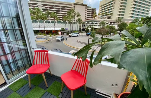 Condado Apartamento | Condado Apartment in front of Hotel La Concha