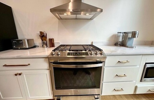 Van Buren Condominio | Condo C - Gallery Suites Downtown Marion