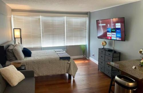 Fort Sanders Apartamento | Condo Close to Stadium and Free Parking