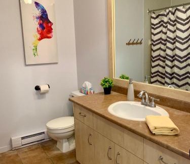 Magog Apartamento | Condo Club Azur Plage Memphremagog