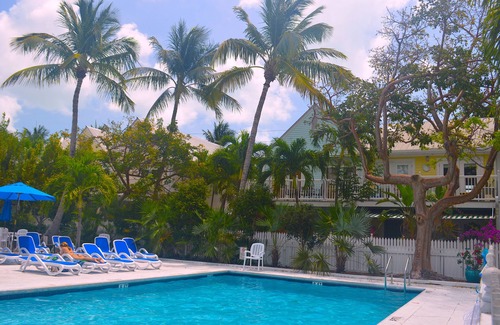 Truman Annex Condominio | Condominio en el anexo Truman de Old Town Key West: piscina, bicicletas, aparcamiento gratuito y WiFi