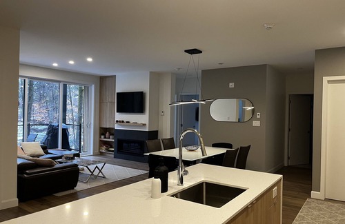 Potton Condominio | Condo Neuf ski in/ ski out Mont Owls Head
