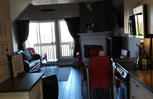 Magog Apartamento | Condominio de la posada en la orilla del lago Memphremagog