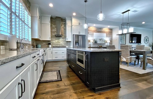Redington Beach Condominio | Condo walk to the beach, WiFi, AC, washer/dryer - snowbirds OK