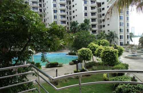 Tanjung Kling Apartamento | Condominio Riviera Bay