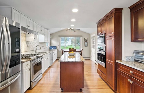 Livonia Casa | Conesus Lakefront | Dock | Pet Friendly | 4 BR