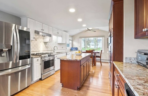 Livonia Casa | Conesus Lakefront | Dock | Pet Friendly | 4 BR