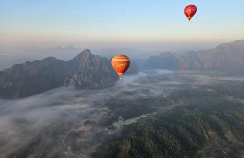 Vang Vieng Hotel | Confetti Garden Hotel