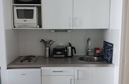 Villeneuve Loubet Beach Apartamento | Confortable Marina Baie des Anges Studio with beautifull view