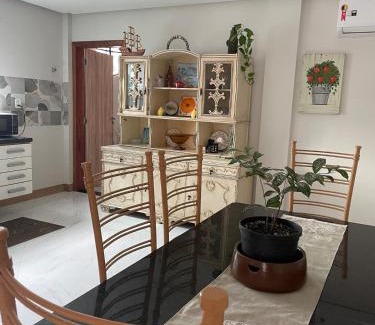 Aleixo Apartamento | Conforto em ótima localização