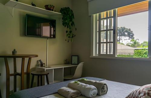 Bigorrilho Apartamento | Conforto Studio próximo do Barigui, Garden