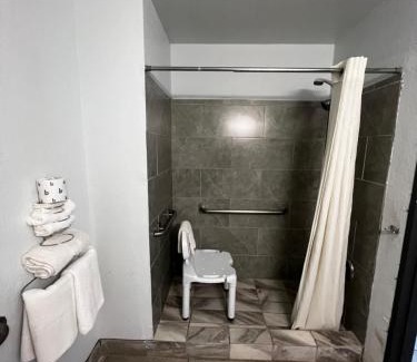 Aransas Pass Hotel | Conn Brown Harbour Inn