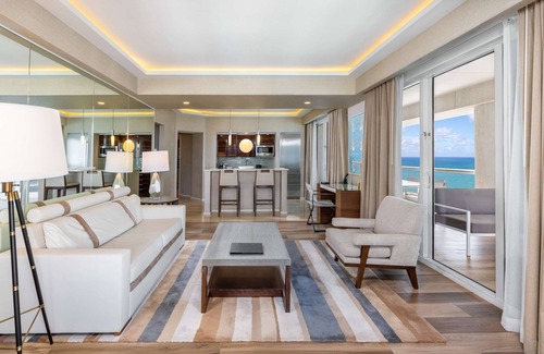 Central Beach Complejo | Conrad Fort Lauderdale Beach