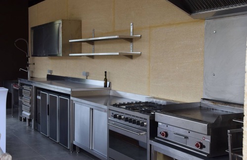 Arpaillargues-et-Aureillac Villa | Villa contemporánea de prestigio para 10 personas con aire acondicionado y piscina climatizada.