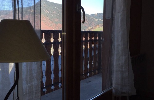 Saint-Jean-dʼAulps Apartamento | Contemporary Apartment near ski lift - sleeps4/5